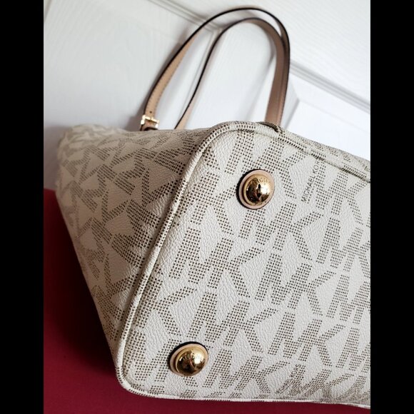 MK Michal Kors Signature Classic Tote Bag - Picture 6 of 15